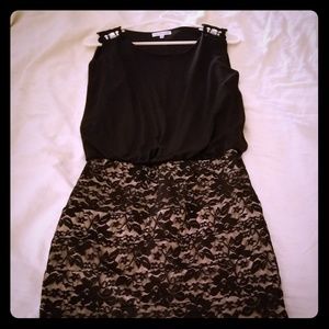 Cute emerald sundae lace dress